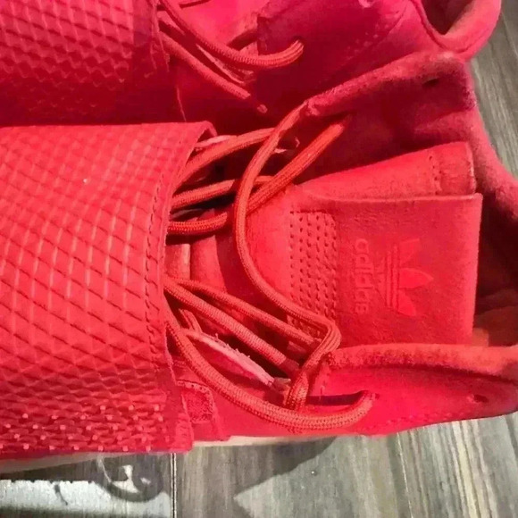 ADIDAS TUBULAR INVADER MEN’S 
STRAP CASUAL LACE-UP SHOE - Picture 4 of 9